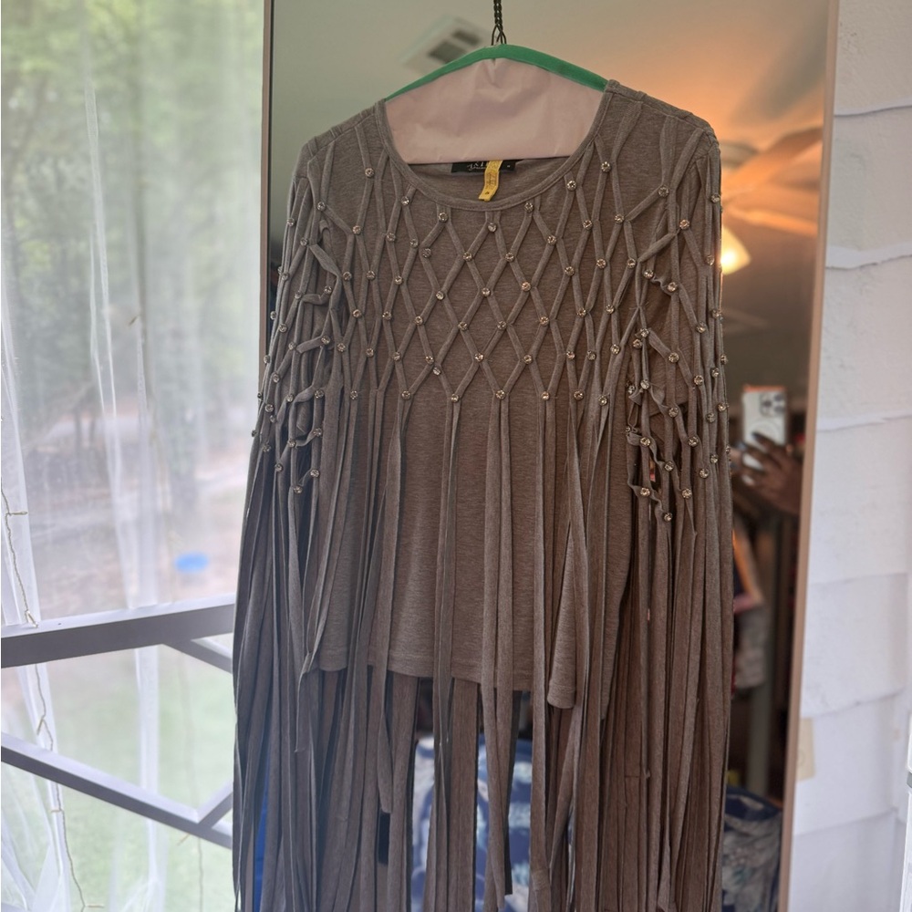 AKIRA Gray Fringe Top